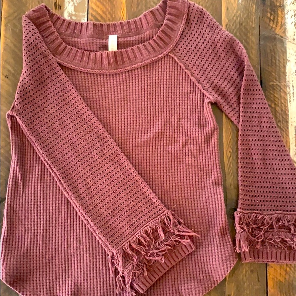 Lightweight plum sweater
